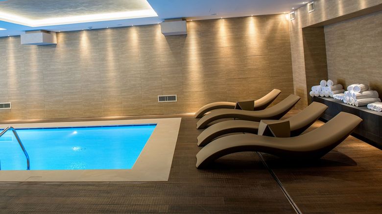 <b>Kronwell Brasov Hotel Lobby</b>. Images powered by <a href="https://www.leonardoworldwide.com/" title="Leonardo Worldwide" target="_blank">Leonardo</a>.