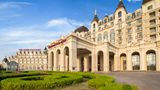 Crowne Plaza Qingdao Ocean Spring Resort Exterior