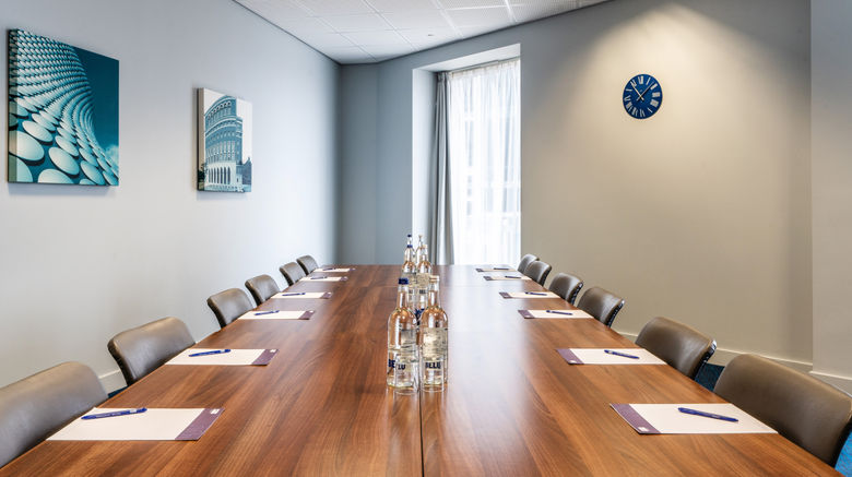 <b>Holiday Inn Express Snow Hill Meeting</b>. Images powered by <a href="https://www.leonardoworldwide.com/" title="Leonardo Worldwide" target="_blank">Leonardo</a>.