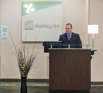 Holiday Inn Lincoln Southwest Lobby