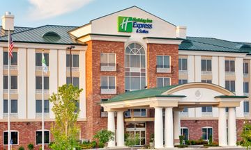 Holiday Inn Express Millington