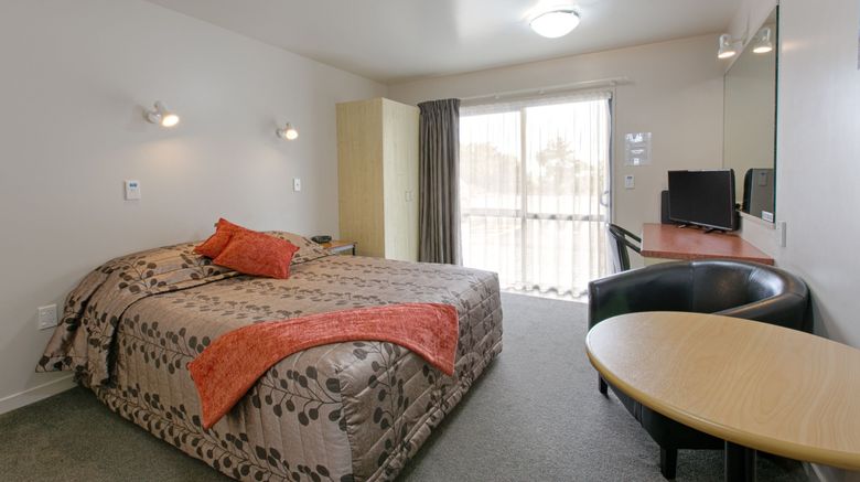 <b>Bella Vista Motel Hokitika Room</b>. Images powered by <a href="https://www.leonardoworldwide.com/" title="Leonardo Worldwide" target="_blank">Leonardo</a>.
