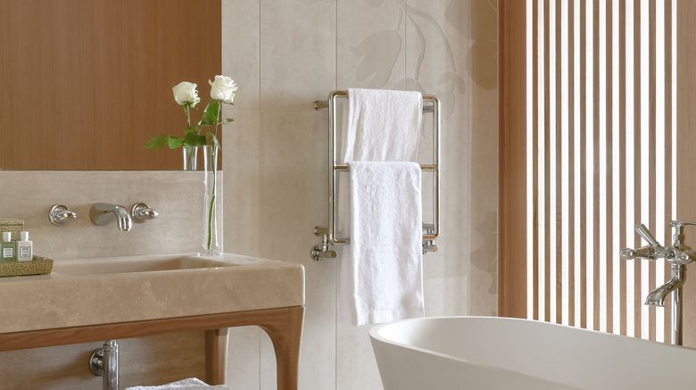 <b>Royal Champagne Hotel & Spa Room</b>. Images powered by <a href="https://www.leonardoworldwide.com/" title="Leonardo Worldwide" target="_blank">Leonardo</a>.