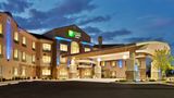 Holiday Inn Express & Suites Nampa Exterior