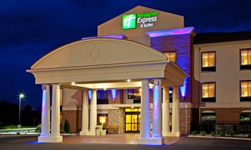 Holiday Inn Express Hotel & Suites