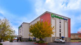 Holiday Inn Express/Suites Fayetteville Exterior