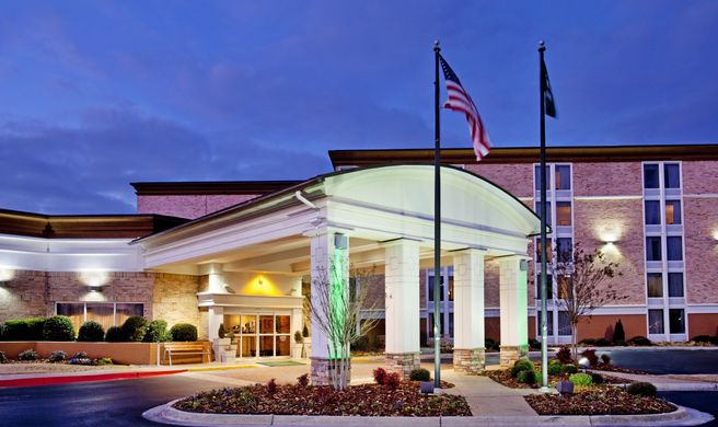 Holiday Inn Huntsville-Research Park Exterior