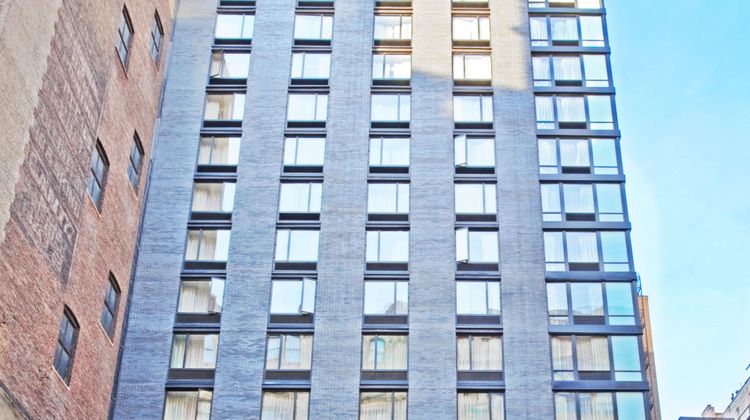 Holiday Inn Manhattan 6th Ave - Chelsea Exterior