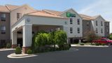 Holiday Inn Express Brookville Exterior