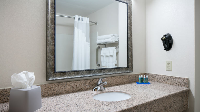 <b>Holiday Inn Express & Suites Clinton Room</b>. Images powered by <a href="https://www.leonardoworldwide.com/" title="Leonardo Worldwide" target="_blank">Leonardo</a>.