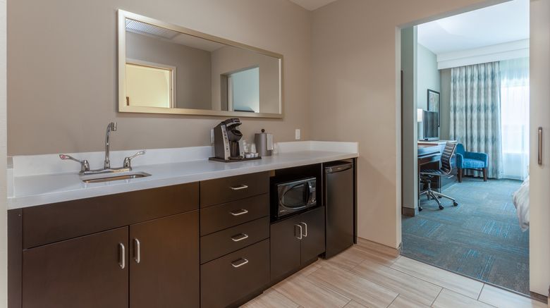 <b>Holiday Inn & Suites Jefferson City Room</b>. Images powered by <a href="https://www.leonardoworldwide.com/" title="Leonardo Worldwide" target="_blank">Leonardo</a>.
