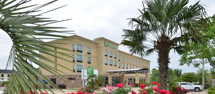 Holiday Inn Montgomery Airport South Exterior
