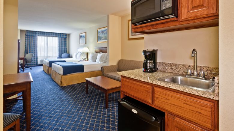 <b>Holiday Inn Express Hotel & Suites Suite</b>. Images powered by <a href="https://www.leonardoworldwide.com/" title="Leonardo Worldwide" target="_blank">Leonardo</a>.