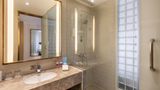 <b>Holiday Inn Express Golden Corridor Room</b>. Images powered by <a href="https://www.leonardoworldwide.com/" title="Leonardo Worldwide" target="_blank">Leonardo</a>.