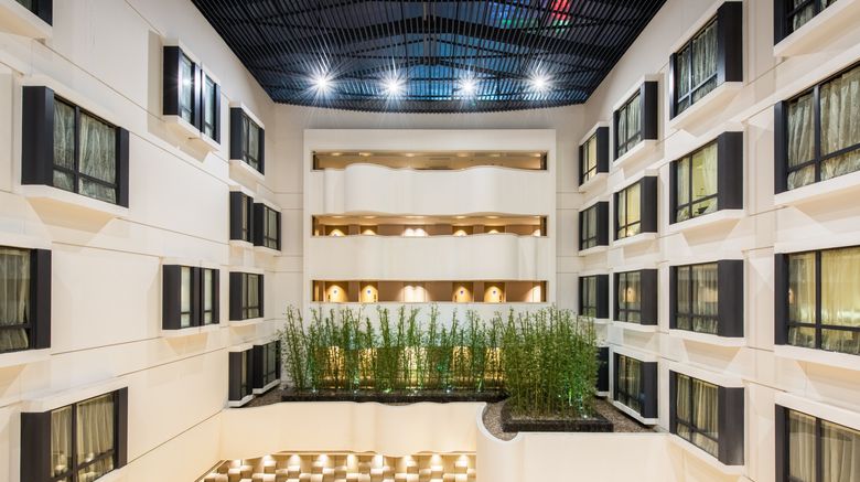 <b>Holiday Inn Express Golden Corridor Exterior</b>. Images powered by <a href="https://www.leonardoworldwide.com/" title="Leonardo Worldwide" target="_blank">Leonardo</a>.