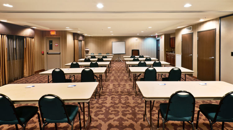 Holiday Inn Express Show Low Meeting