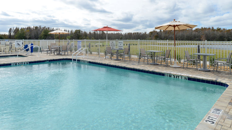 Holiday Inn Express & Suites Trinity Pool