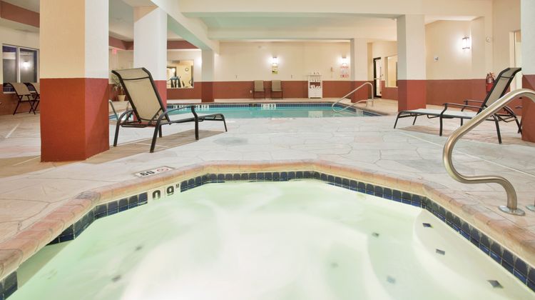 Holiday Inn Express Boonville Pool