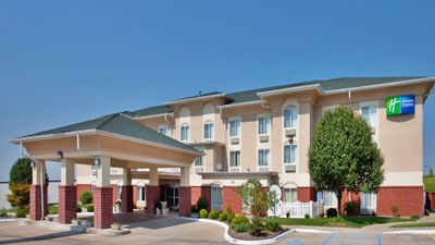 Holiday Inn Express Boonville