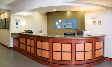 Holiday Inn Express & Suites