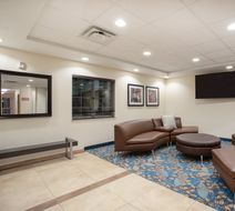 Candlewood Suites Cheyenne Lobby