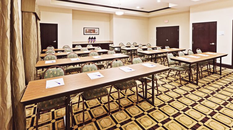 Holiday Inn Express Hotel & Suites Meeting