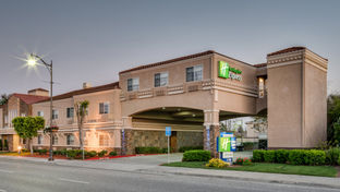 Holiday Inn Express & Suites Santa Clara