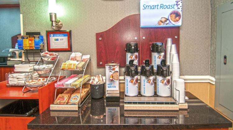Holiday Inn Express Suites Bakersfield Restaurant