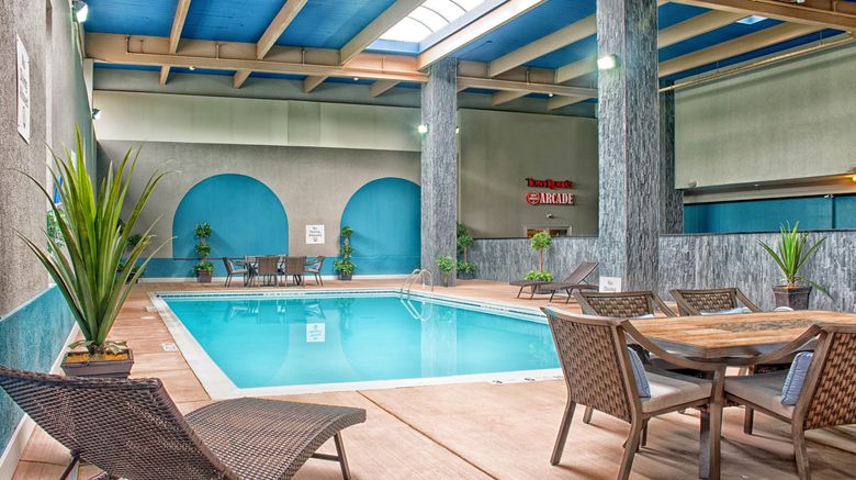 <b>Holiday Inn Niagara Falls Pool</b>. Images powered by <a href="https://www.leonardoworldwide.com/" title="Leonardo Worldwide" target="_blank">Leonardo</a>.