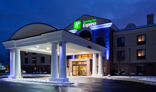 Holiday Inn Express Brown Deer/Mequon Exterior