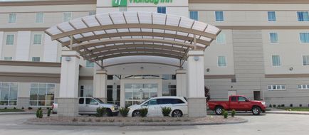 Holiday Inn Salina Exterior