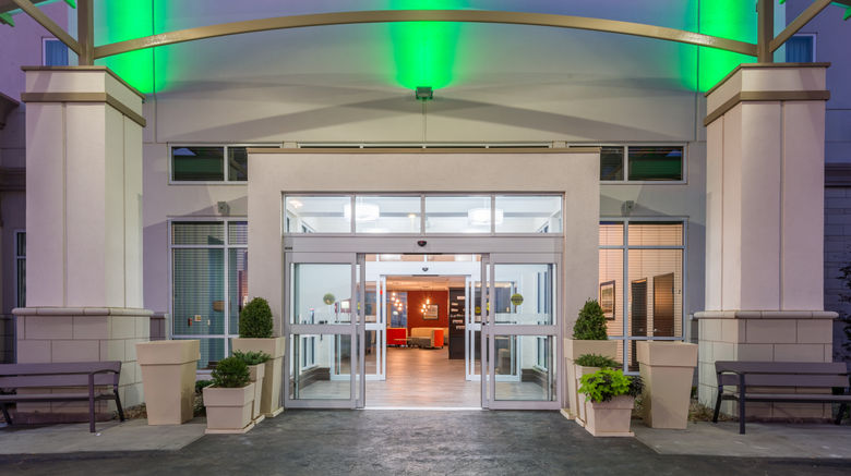 <b>Holiday Inn Salina Exterior</b>. Images powered by <a href="https://www.leonardoworldwide.com/" title="Leonardo Worldwide" target="_blank">Leonardo</a>.