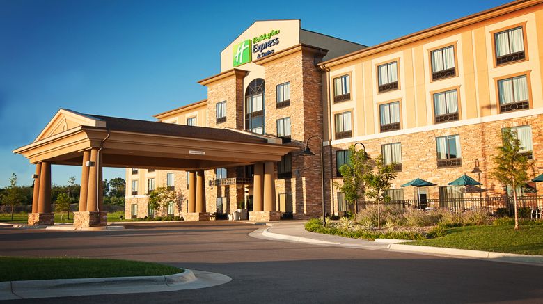 <b>Holiday Inn Express & Suites Wichita NE Exterior</b>. Images powered by <a href="https://www.leonardoworldwide.com/" title="Leonardo Worldwide" target="_blank">Leonardo</a>.