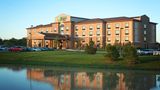 Holiday Inn Express & Suites Wichita NE Exterior