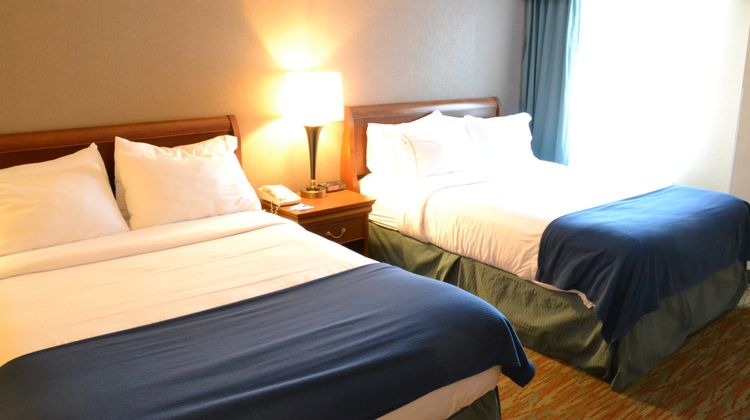 Holiday Inn Express Biddeford Room