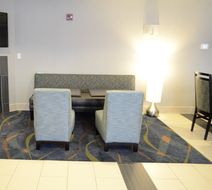 Holiday Inn Express Biddeford Lobby