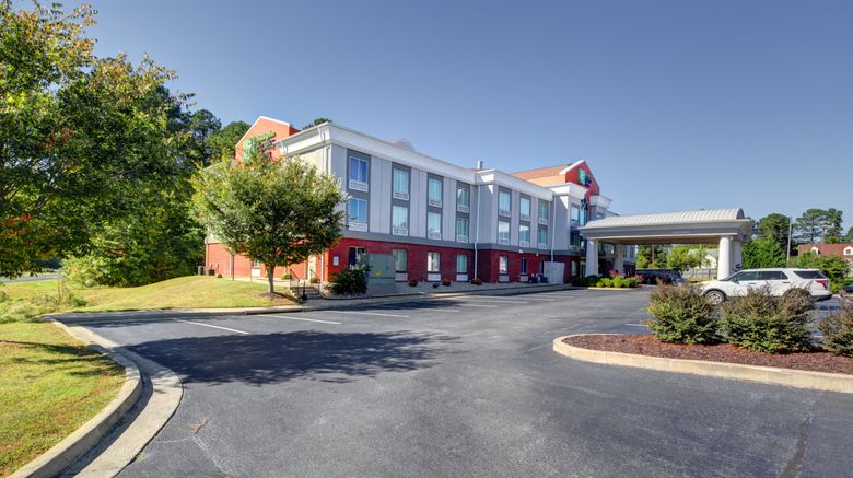 <b>Holiday Inn Express & Suites Emporia Exterior</b>. Images powered by <a href="https://www.leonardoworldwide.com/" title="Leonardo Worldwide" target="_blank">Leonardo</a>.