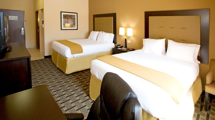 Holiday Inn Express Hotel & Suites Room