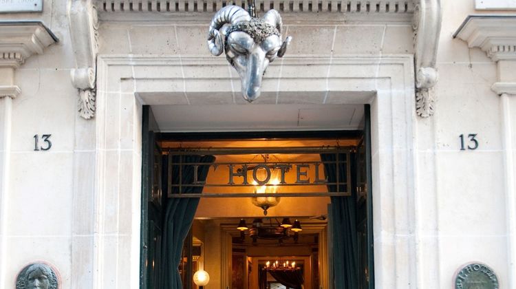 L'Hotel Exterior