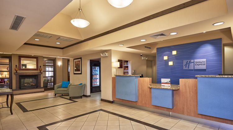 Holiday Inn Express/Suites El Paso Arpt Exterior