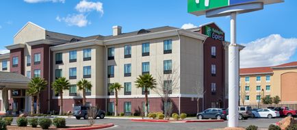 Holiday Inn Express/Suites El Paso Arpt Exterior
