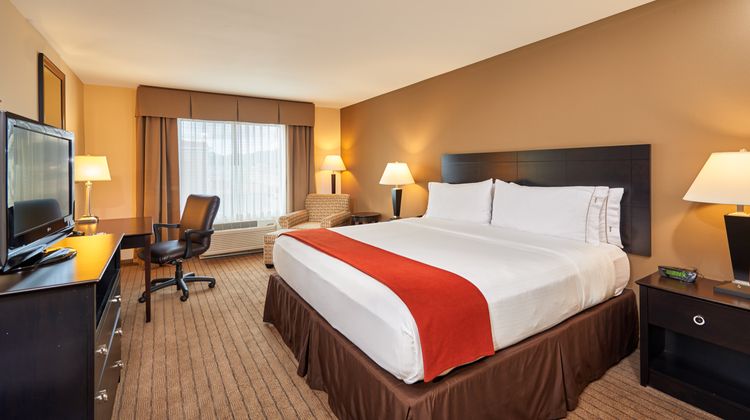 Holiday Inn Express/Suites El Paso Arpt Room