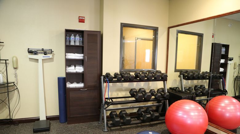 <b>Holiday Inn Express Hotel & Suites Health Club</b>. Images powered by <a href="https://www.leonardoworldwide.com/" title="Leonardo Worldwide" target="_blank">Leonardo</a>.