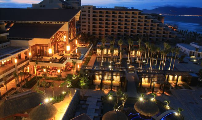 Crowne Plaza Danang Exterior