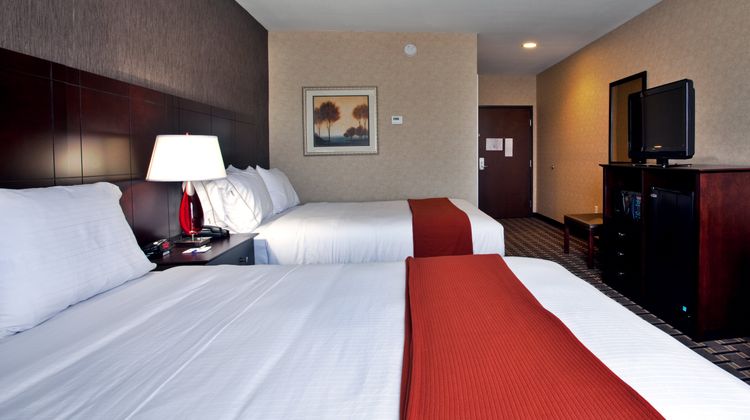 Holiday Inn Express & Suites Amite Room