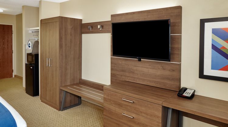 Holiday Inn Express Room