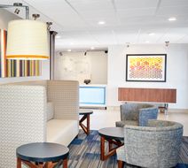 Holiday Inn Express Lobby