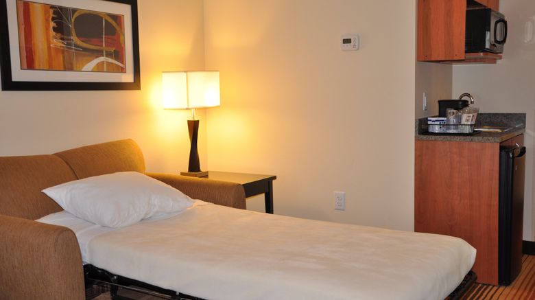 <b>Holiday Inn Express Prattville Room</b>. Images powered by <a href="https://www.leonardoworldwide.com/" title="Leonardo Worldwide" target="_blank">Leonardo</a>.