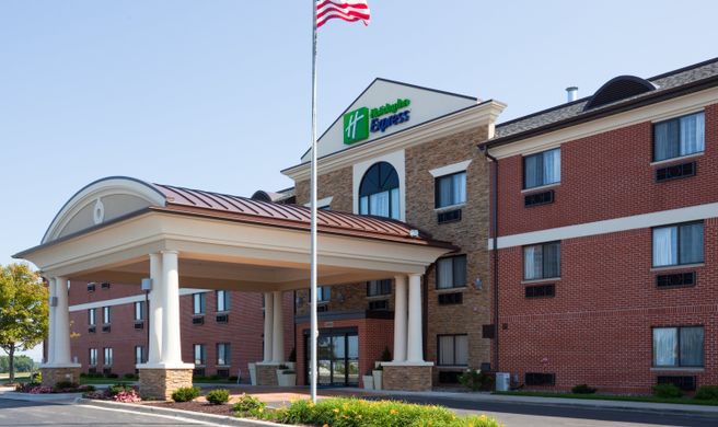 Holiday Inn Express Exterior