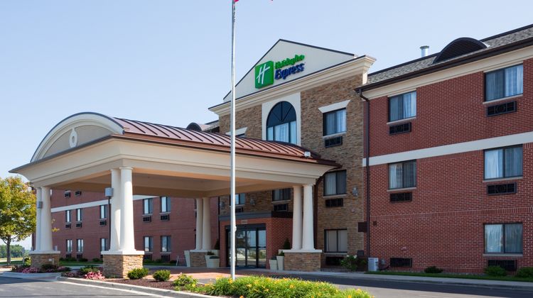 Holiday Inn Express Exterior